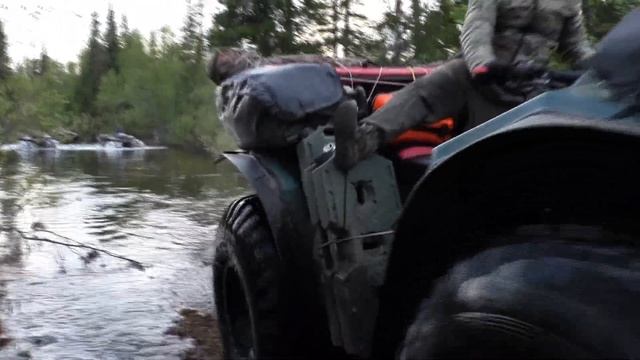 Кольский полуостров, Краснощелье , Кейвы , река Лосинга , река Сухая . Группа в 7 болотоход RDC MAX