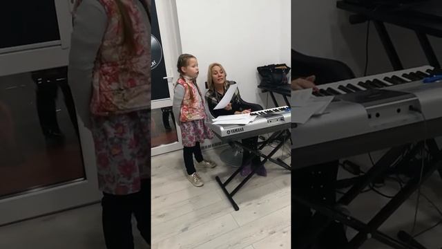 Эстрадный вокал смотреть онлайн