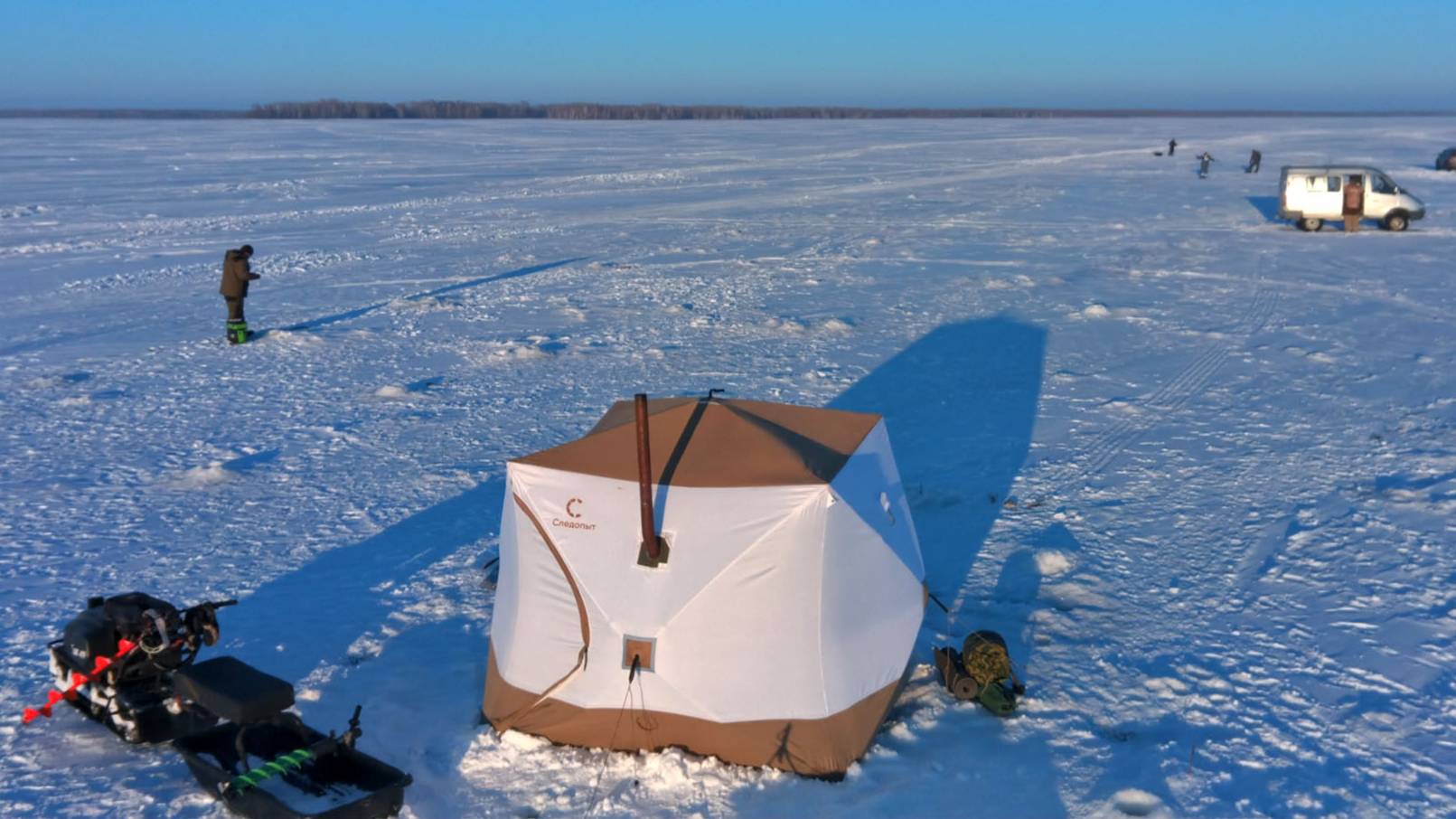 ПЕРВЫЙ ВЫЕЗД С НОВЫМ КОМПЛЕКТОМ. САЗАН, ОКУНЬ НА МОРМЫШКУ, СУДАК НА ВИБ. смотреть онлайн