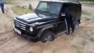 ЧТО ТВОРИТ (ГЕЛИК) Mercedes G55AMG500л с против Нивы 3D на Бездорожье
