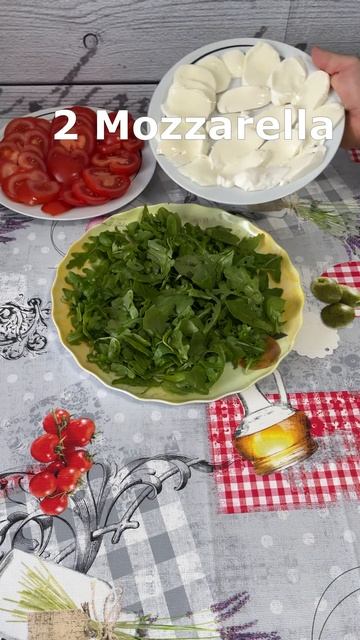 Tomaten Mozzarella Salat mit Rucola - Italian Style смотреть онлайн