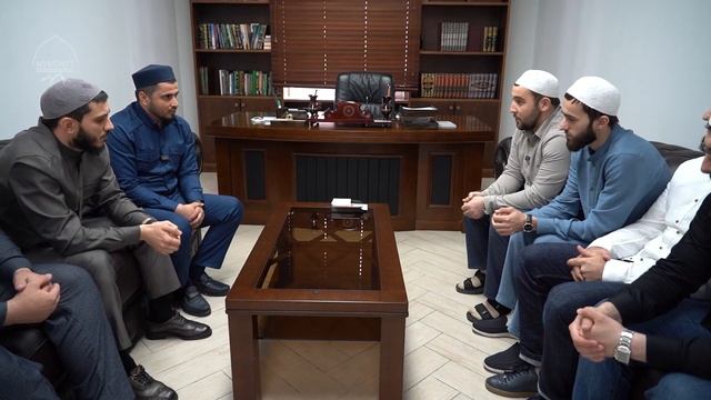 ДАГЕСТАНЦЫ ИЗУЧИЛИ ХАДИСЫ В МЕККЕ смотреть онлайн