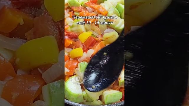 Вкусный УЖИН из КАБАЧКОВ для ленивых! Всё сложили в кастрюлю и забыли на полчаса ! Просто и полезно смотреть онлайн