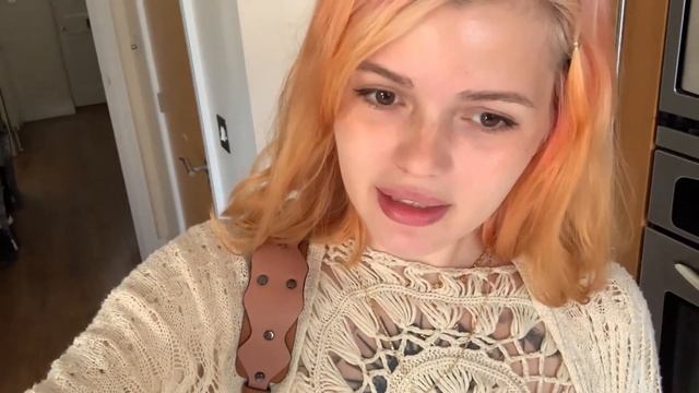 ЛИСИЧКИ дерутся прямо на улицах, поездка в солнечный брайтон, стрёмные звуки по ночам смотреть онлайн