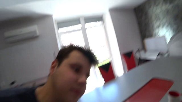 Я не вижу, что я ем #2 | Цена - не всегда качество... / Макс и Богдан Приходько смотреть онлайн