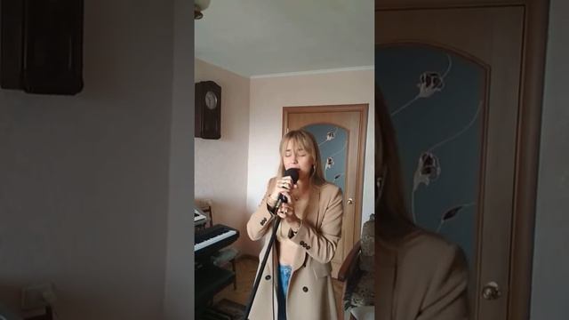 Поет Роксолана, урок Вокала, преподаватель ЛЮБОВЬ КРУТИУС, запись на уроки по тел. 0970279938, Ки смотреть онлайн