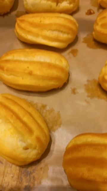#cakes #эклеры #заварноетесто #shorts смотреть онлайн
