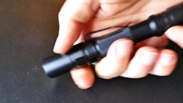 Solid Flashlight - Fenix LD20 in 4k UHD смотреть онлайн