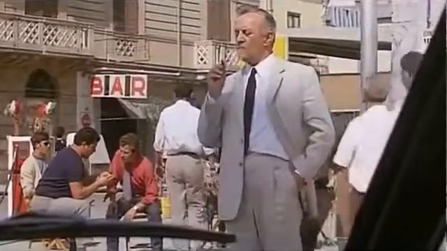 Сова появляется днём 1968 Италия Франция, детектив