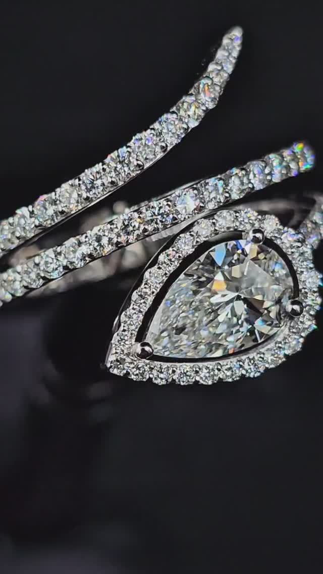 Кольцо с выращенным бриллиантом 1.10 карат Змея смотреть онлайн