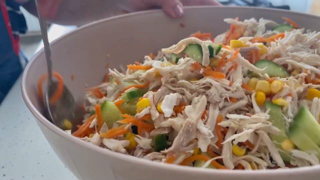 Самый вкусный салатик .Готовится быстро и просто 🥒🥕🥗 смотреть онлайн