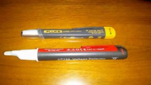 Fluke LVD2 Volt Light