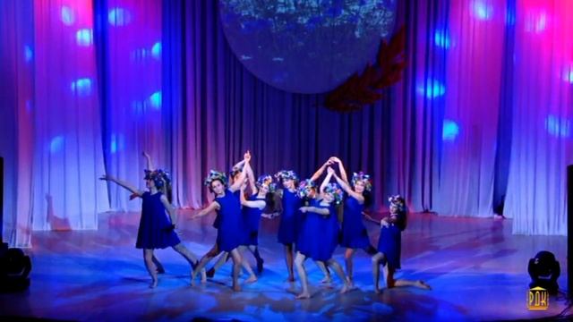 Праздничный концерт коллективов РДК посвящённый 70 летию Дня Победы 9 мая МБУРДК г. Оха 2015 г.