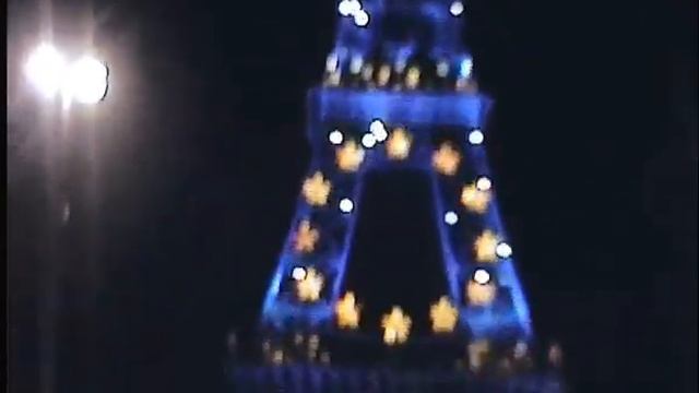 Эйфелева башня,Париж 2008 смотреть онлайн