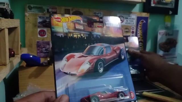 Unboxing Hot Wheels Lancia and Alfa Romeo Premium Case