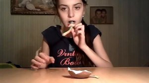 Открываем киндр и мармеладки