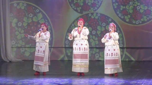 Ансамбль народной песни «Горлица» - Песня «Дятел» смотреть онлайн