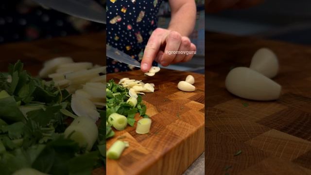 У Вас есть КУРИЦА и КАРТОШКА? Вы полюбите это блюдо с первого раза. Весь секрет в специях. смотреть онлайн