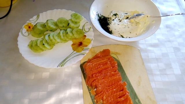 Закусочные булочки из слоеного теста. Очень вкусно! смотреть онлайн