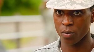 Гигантский Стеклянный ЩИТ падает с Неба и Изолирует ГОРОД, который не Могут Разрушить Даже РАКЕТЫ