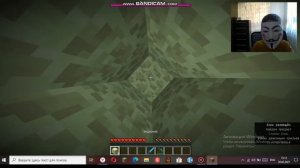 Школьник в маске анонимуса проходит майнкрафт спидран по майнкрафту