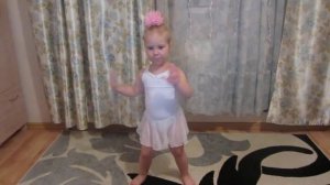 2х летняя девочка копирует Бьёнсе!!!