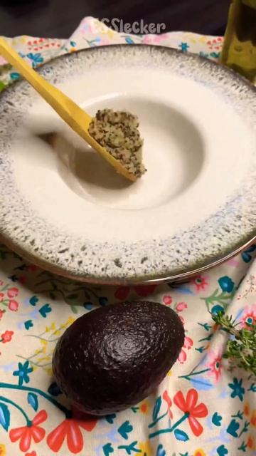 Киноа , авокадо и креветки - это невероятно вкусно !!! #esslecker смотреть онлайн