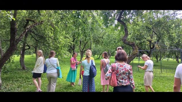 Прогулка по английскому парку усадьбы Валуево на английском языке. смотреть онлайн