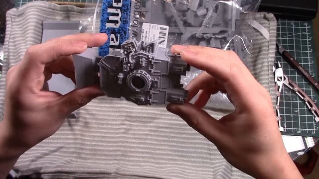 More Forgeworld! - Assembling the Sicaran Battle Tank & Macharius Vulcan