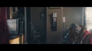 Ученик захватывает школу и пытается воспользоваться горячей учительницей | Краткий Пересказ Фильма