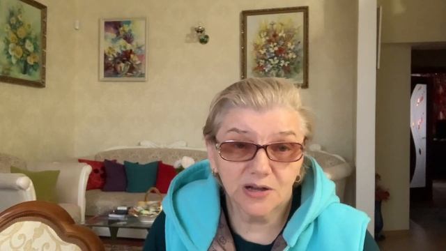 Была в городе, сделала небольшие покупки …. смотреть онлайн