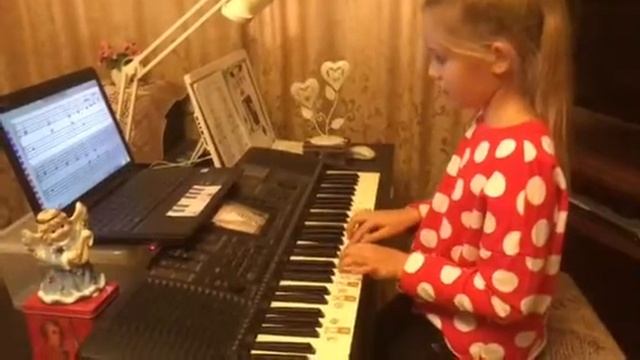 Soft Mozart Winter 2018-2019 recital. Ulyana, 8 yo, Russia. Й.Гайдн. Симфония "Сюрприз" смотреть онлайн