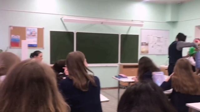 Разыграли училку на 1 апреля ехехе смотреть онлайн
