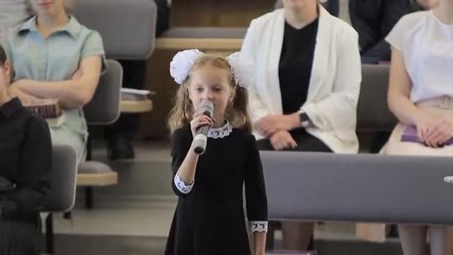 красивое христианское пение к 1-вому сентябрю😇😍 смотреть онлайн