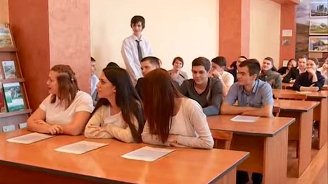 Заслужили! Лучшим студентам Новотроицка вручены стипендии Металлоинвеста смотреть онлайн