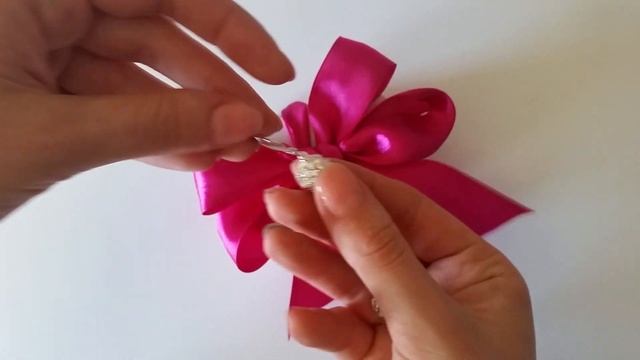 Видеообзор Серьги серия "Кристалл" смотреть онлайн