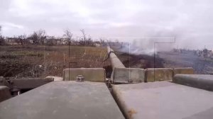 Кадры боя танкистов 11-го полка ДНР от первого лица в Первомайском, ноябрь 2022