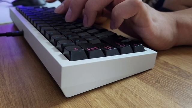 QK65 l Durock Pom T1 Sunflower tactile switches смотреть онлайн