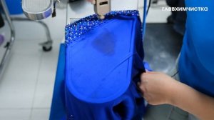 Как вывести пятно на платье. Можно стирать вечернее платье дома? Платье после корпоратива