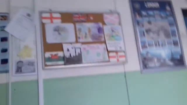 ШКОЛА♢Учитель английского:○ смотреть онлайн