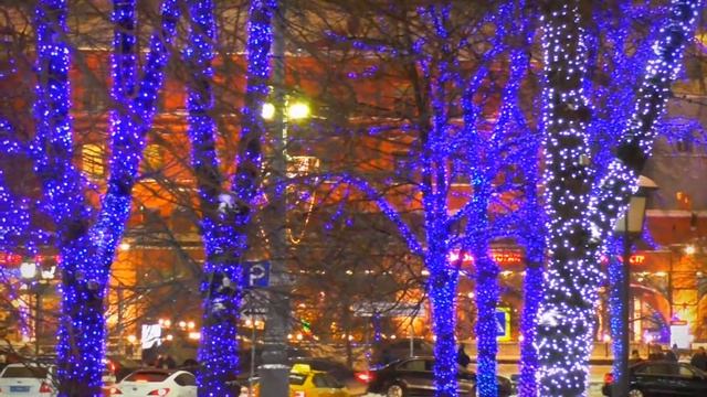 MOSCOW CITY LIGHTS - TIMELAPSE смотреть онлайн