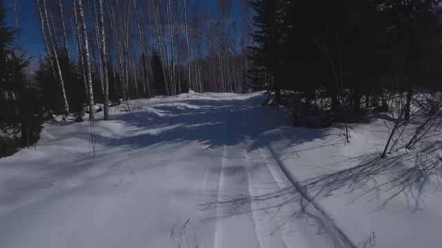 На снегоходе, урочище Шмелёк смотреть онлайн