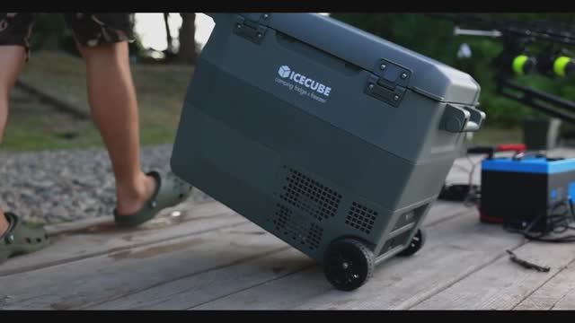 Автохолодильник компрессорный Ice Cube IC-43 (40 литров, bluetooth-управление, тележка) смотреть онлайн