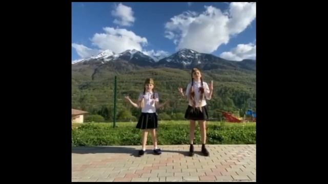 "Забавная дистанционка" ДШИ № 7 города Сочи преподаватель Лапшенкова Н.И. смотреть онлайн