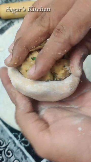 Aloo Paratha | All sides are filled Properly смотреть онлайн