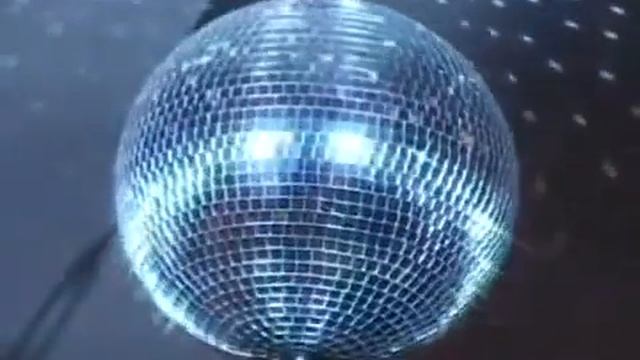 Шар для дискотеки .Футаж смотреть онлайн