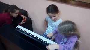 У кота колыбелька хороша