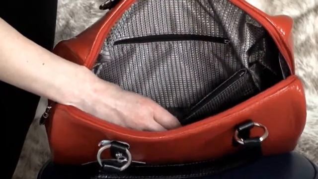 Видео обзор - Женская красная сумка смотреть онлайн