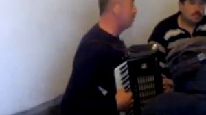 ЛАКСКИЕ ПЕСНИ  -  От души поет