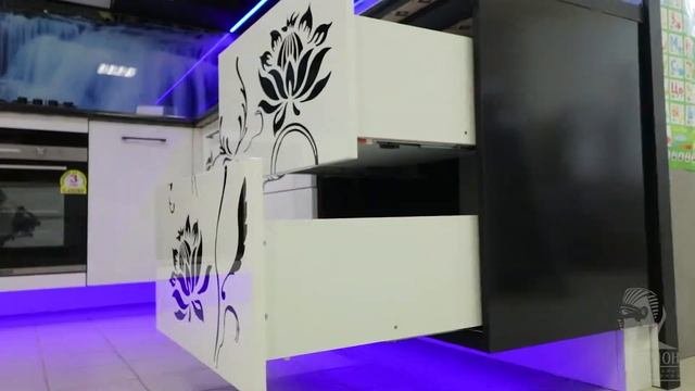 Комплект техники Exiteq в кухне от мебельной компании 